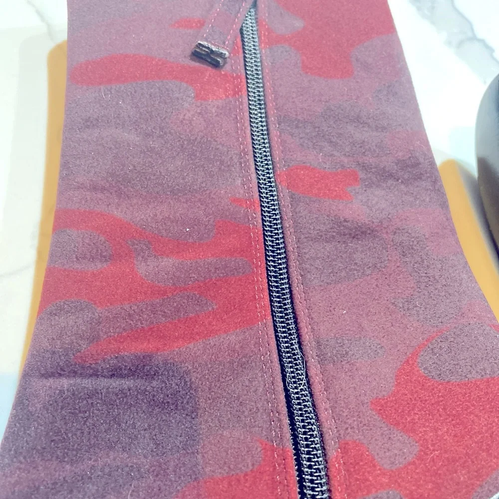 SOLD 🌸3 for $30 NWOT TOPSHOP Velvet Ankle Boots- Size 38 Camo  trendy Heel - Picture 14 of 15